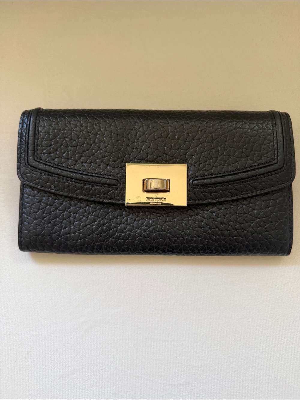 Kate spade Black Pebbled Leather Turn-Lock Wallet